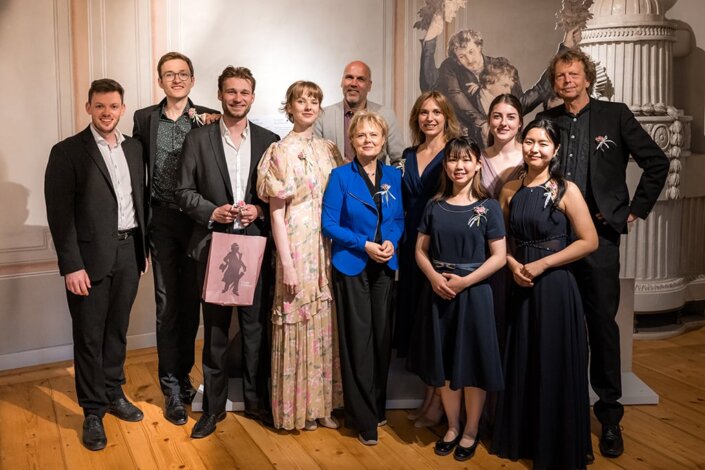 Amicitia-Gruppenbild-mit-Raimondi-und-Justus-Zeyen Amicitia Gruppenbild mit Raimondi und Justus Zeyen